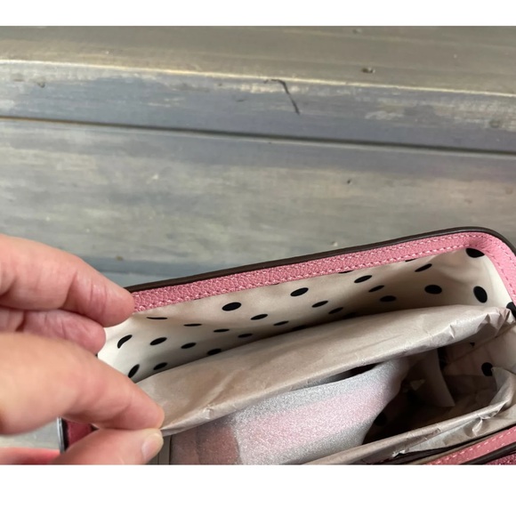 Kate Spade, Pink Clutch or Crossbody, Duster Included, NWT!! - Picture 10 of 10
